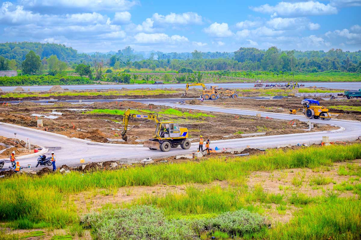 cap nhat tien do thi cong du an la home long an 2025